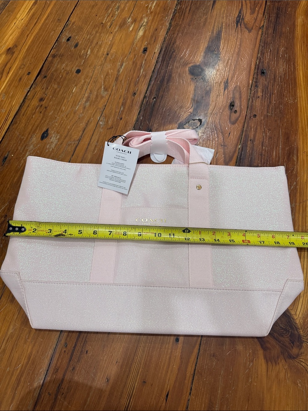 Coach Fragrance Pink Glitter Tote with Gold Logo flower keychain NWT - Picture 7 of 8